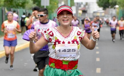 Vestida como china poblana corre para ayudar a niños enfermos