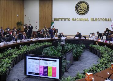 INE aprueba reparto de pluris para el Senado; confirma senaduría de Javier Corral