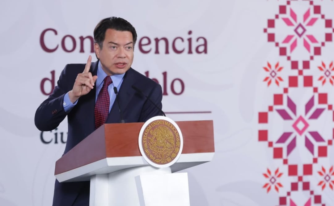 El titular de la SEP, Mario Delgado, en la “Mañanera del Pueblo” del 24 de agosto de 2026 en Palacio Nacional. Foto: Fernanda Rojas/ EL UNIVERSAL