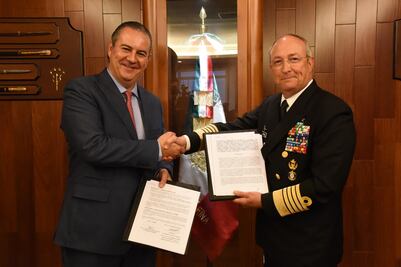 Marina firma convenio para apoyar con seguridad en zonas económicas especiales 