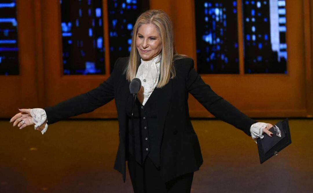 Streisand tiene dos perritas clonadas de su querida Samantha  FOTO: ARCHIVO