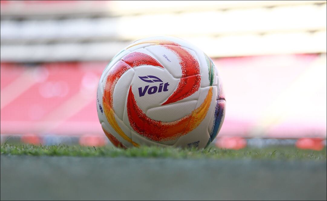 El balón de la Liguilla del Clausura 2024 de la Liga MX - Foto: Imago7