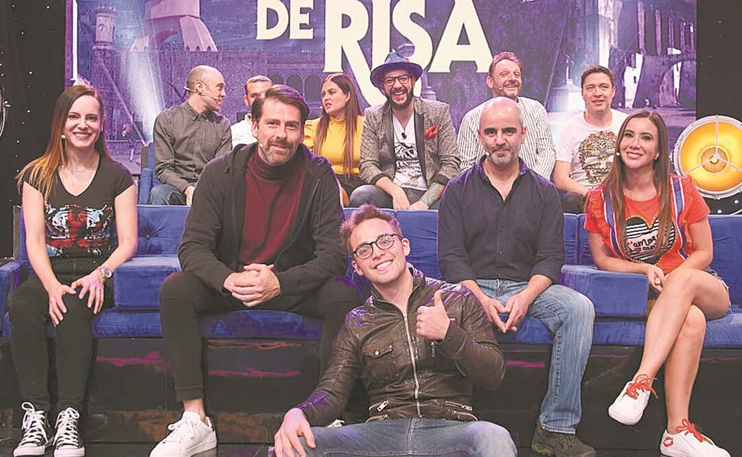 En el penúltimo programa hubo reta de versos y juego de las sillas. Foto: TELEVISA