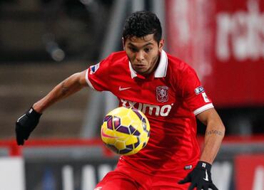 ‘Tecatito’ al alza, Porto insiste en llevárselo