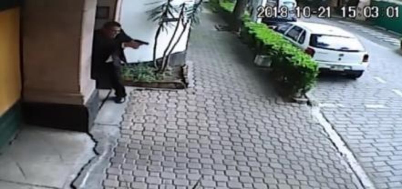 Captan secuencia de la balacera en casa del cardenal Norberto Rivera