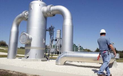 Mexico gov't to propose liberalizing gas prices from Jan 2017