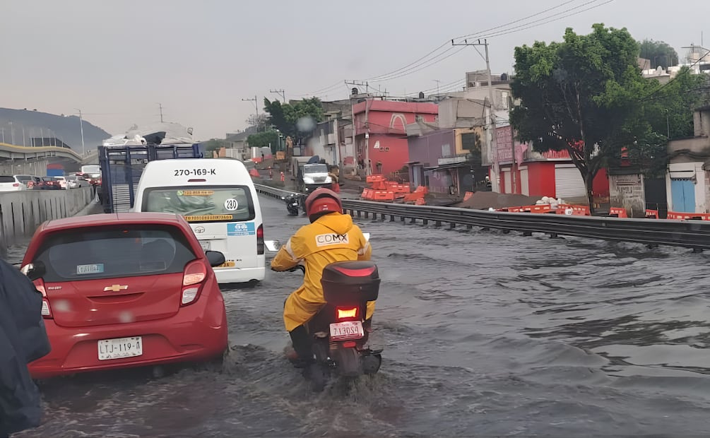 Inundaciones en el oriente de la Ciudad de México. Foto: Especial.