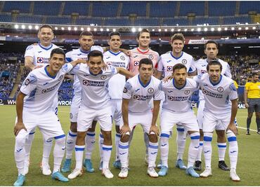 Cruz Azul se queda con la gran obligación en la Concacaf
