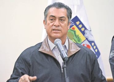 No vayan a Texas, revira 'El Bronco' a Trump