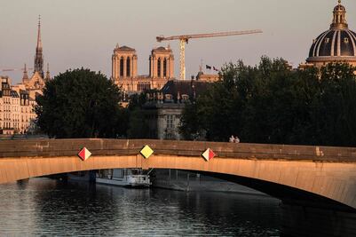 La reconstrucción de Notre Dame de París se reanudará el lunes