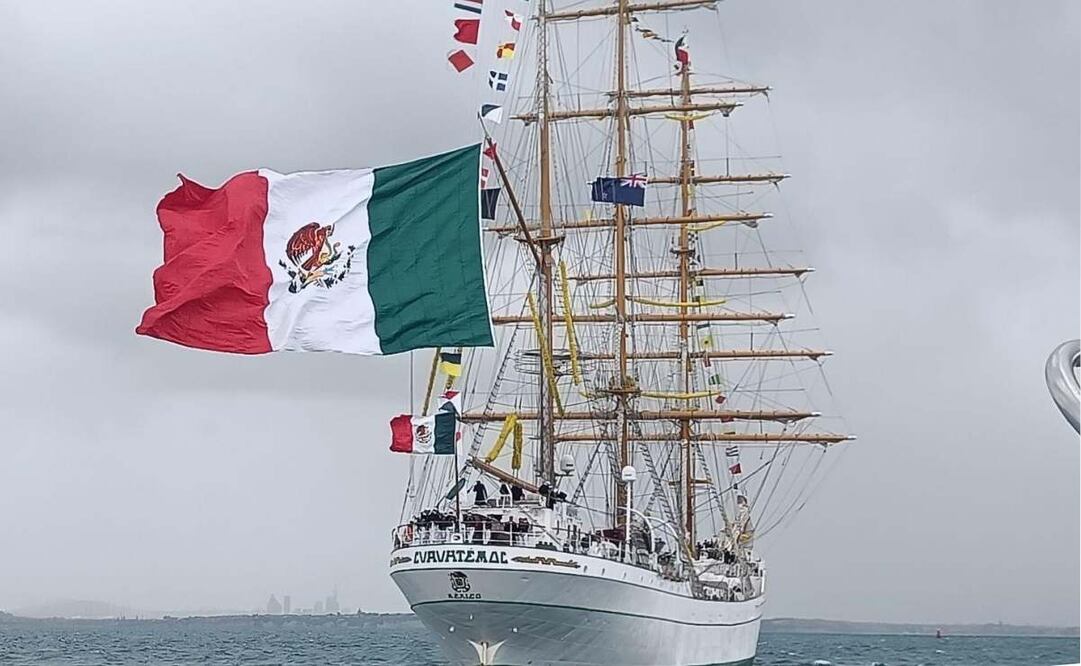 Mexicanos reciben en Nueva Zelanda al Buque Escuela Cuauhtémoc. Foto: SRE