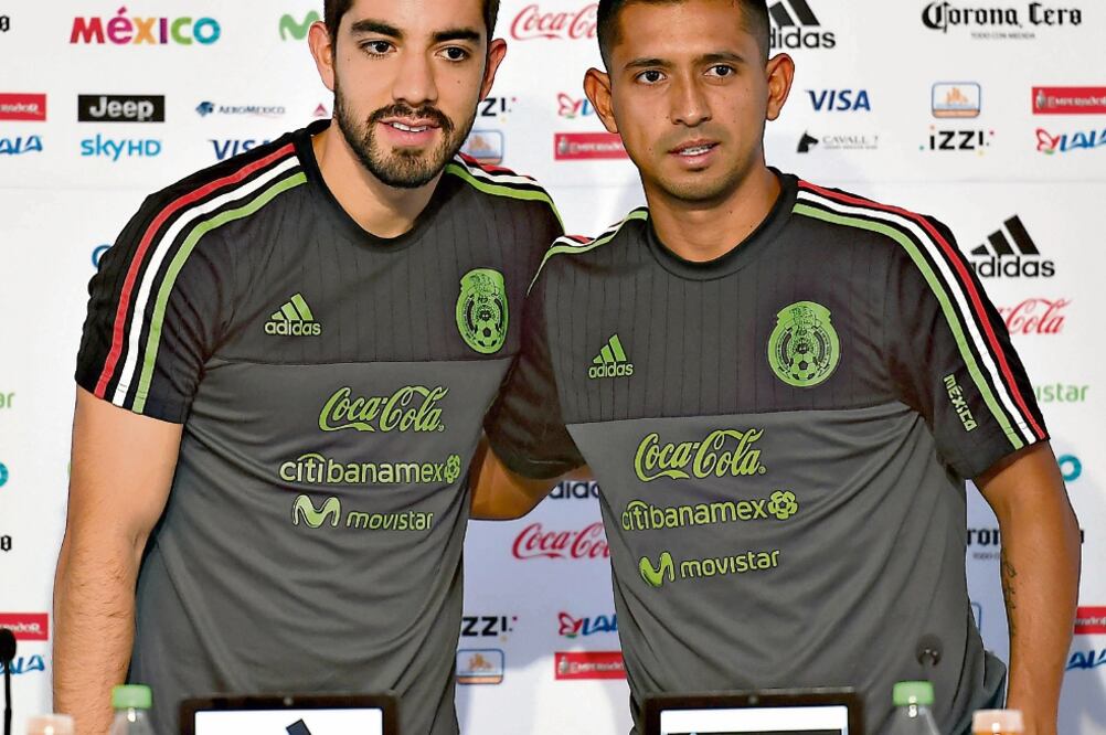 Rodolfo Pizarro y Elías Hernández entrenan fuerte en el CAR. (IMAGO7)