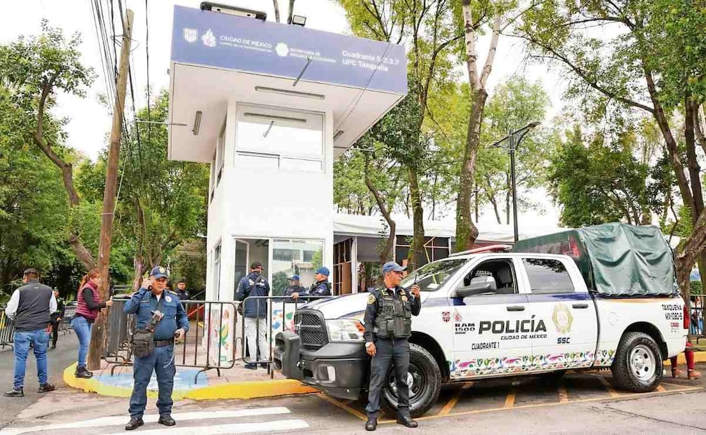 Van por módulos de seguridad
Uno de los compromisos para 2026 es la renovación de 100 módulos de seguridad para mejorar la proximidad con la ciudadanía. El pasado 10 de octubre se inauguró el módulo Amacuzac, en la alcaldía Coyoacán. Foto: Especial