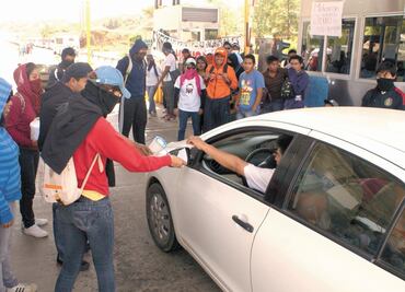 AMLO recomienda “portarse bien” a los que toman las casetas