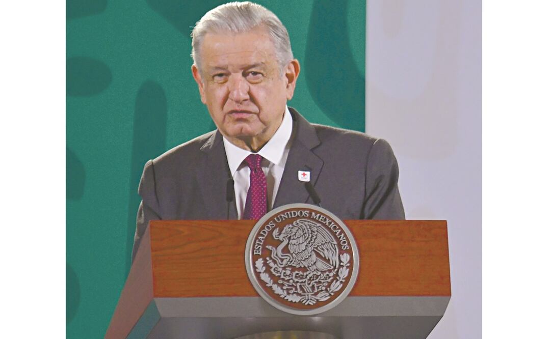 El Presidente aseguró que fue una vergüenza la invitación que hizo el PAN al partido Vox. Foto: Hugo García. EL UNIVERSAL