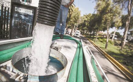 Entregarán pipas de agua para habitantes de las alcaldías GAM y Azcapotzalco afectados por reparación en el acueducto Teoloyucan; así puedes solicitarla