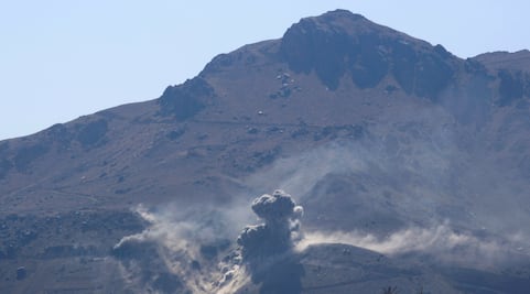 Rebeldes hutíes de Yemen reportan 38 muertos por bombardeos estadounidenses; ataque fue en puerto petrolero