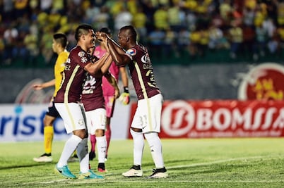 Águilas alarga fiesta centenaria