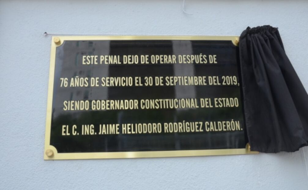 “El Bronco” denuncia amenazas por cerrar penal de Topo Chico