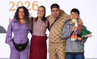 Pato "Merlín" acompaña a Sheinbaum en su mañanera; vamos a ayudar a la familia, asegura la Presidenta 
