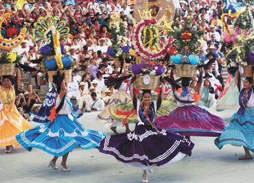 “La fiesta es una ofrenda en Oaxaca”; crónica de la Guelaguetza