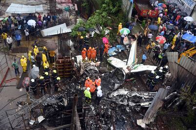 Al menos cinco muertos al estrellarse una avioneta en India