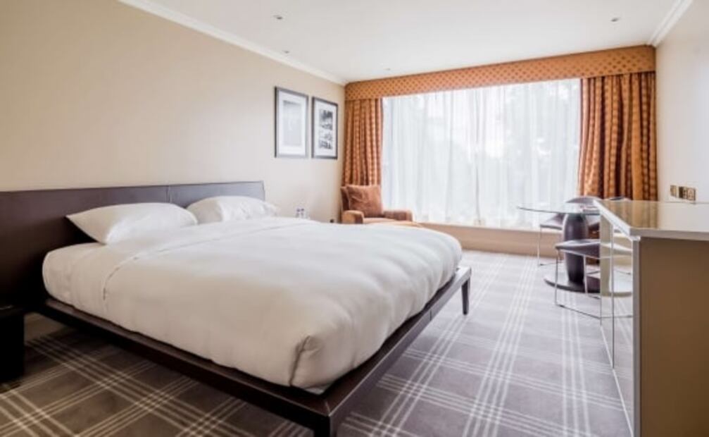 Confinamiento por 51 mil pesos: así son los “hoteles de cuarentena” de este país