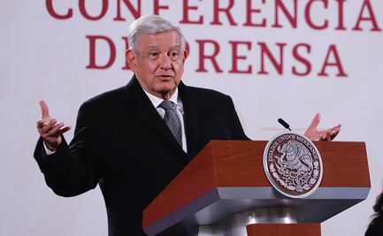 Compromete AMLO a Barbosa para pagar salario retroactivo a maestros del SNTE de Puebla