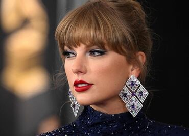 ¿Taylor Swift es fan de Bad Bunny? Así bailó durante los Premios Grammy 2023