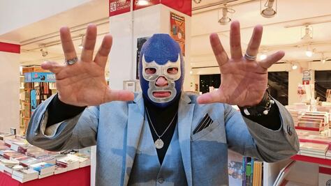 Blue Demon Jr: "la lucha libre es como un droga" que no lo deja retirarse