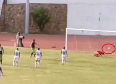 La Liga de Balompié Mexicano utiliza redes rotas en sus partidos