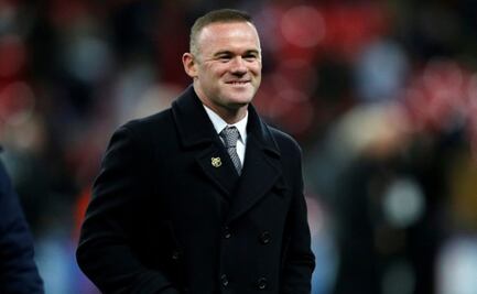 Rooney denuncia a mujeres que lo fotografiaron en momentos íntimos 