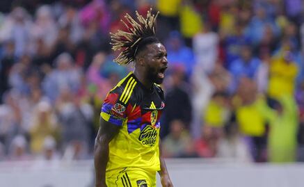 Allan Saint-Maximin responde a la polémica arbitral; se burla de un aficionado del Cruz Azul