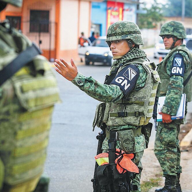 La Guardia Nacional va a ayudar a que se enfrente el problema de inseguridad y violencia, aseguró el presidente Andrés Manuel López Obrador. ARCHIVO EL UNIVERSAL