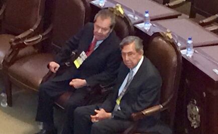 Acuden Cárdenas y Muñoz Ledo a informe de Mancera 