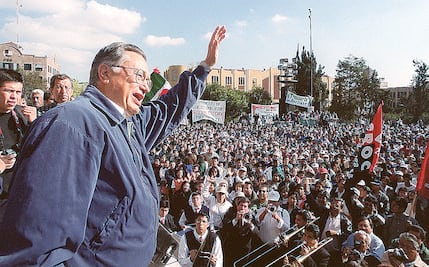 Ligan a Bartlett con sobornos de cártel
