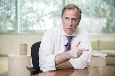 Meade suma apoyos de calderonistas