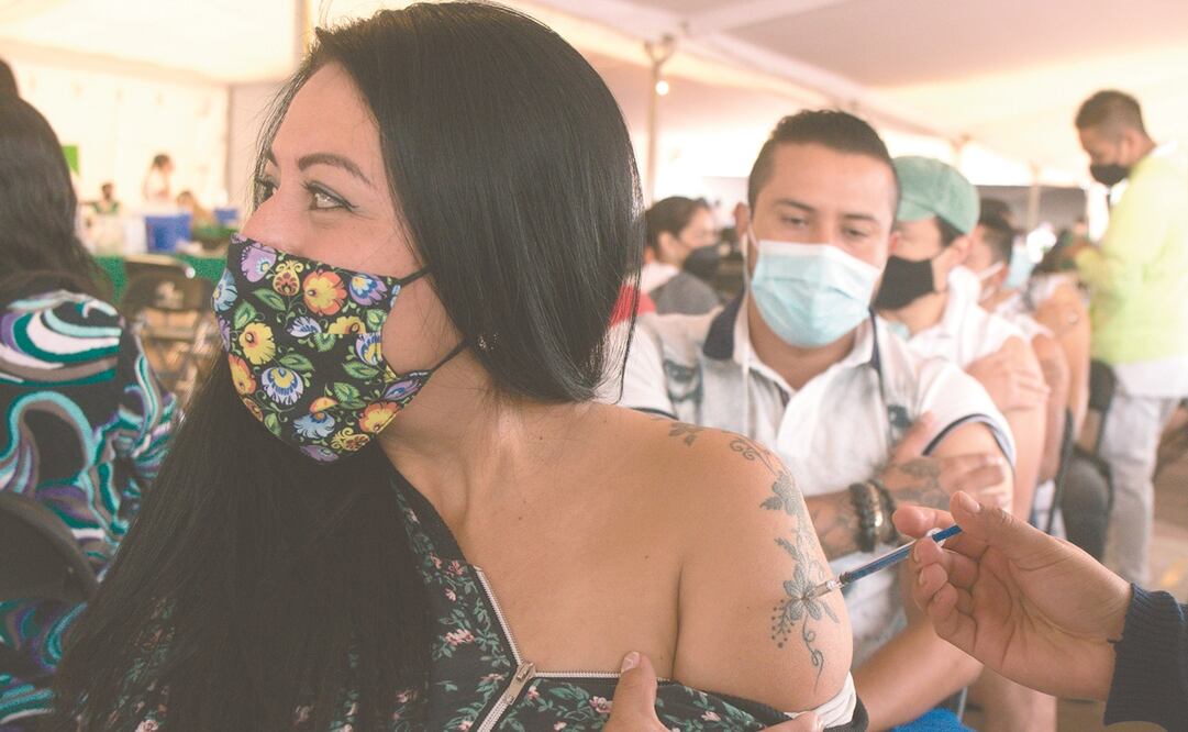 El PAN pide vacunar a la población susceptible a ser inmunizada en cuanto antes. Foto: ARCHIVO EL UNIVERSAL