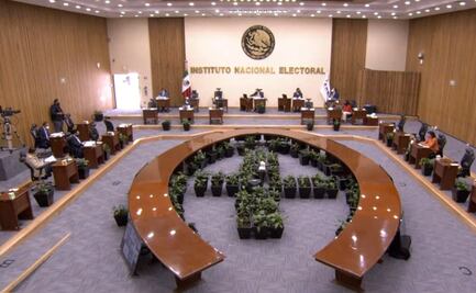 Por falta de recursos, INE acuerda posponer revocación de mandato de AMLO