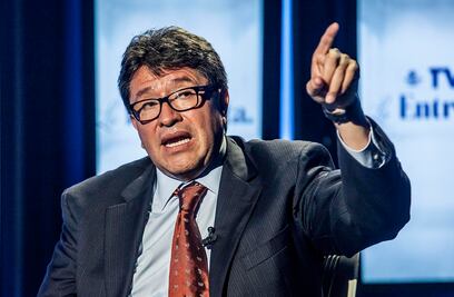 Presenta Monreal Decálogo del Servidor Público