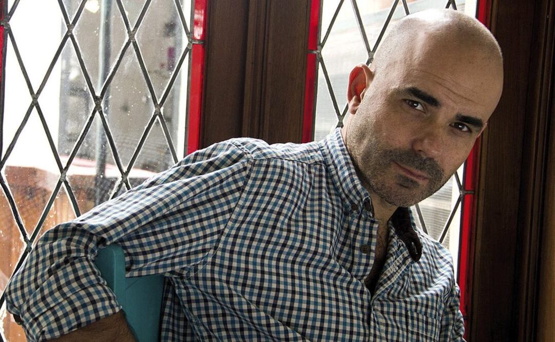 "Es una novela que va en el camino de lo policial, con personajes que son buenas personas, pero también son perdedores", expresó. FOTO: Archivo EFE