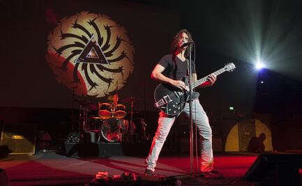 Viuda de Chris Cornell y banda Soundgarden pelean por regalías