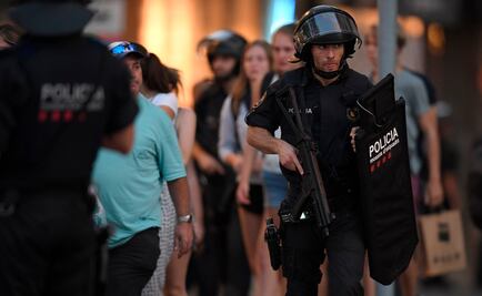 Pide Consulado de México en Barcelona a connacionales ir a sede diplomática