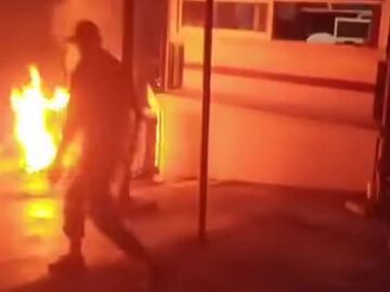 Tras motín, fuerzas estatales y federales retoman control de penal de Tuxpan; familiares exigen saber número de fallecidos y lesionados