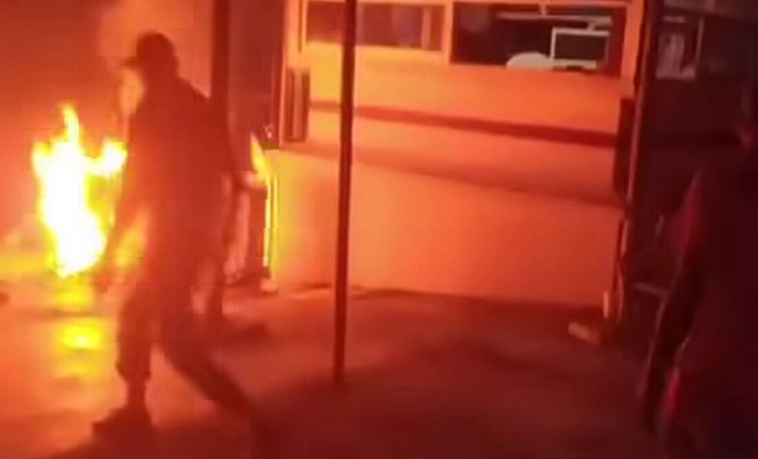 Un grupo de reos inició una protesta al interior de la penitenciaria por presuntos malos tratos. Foto: Especial.