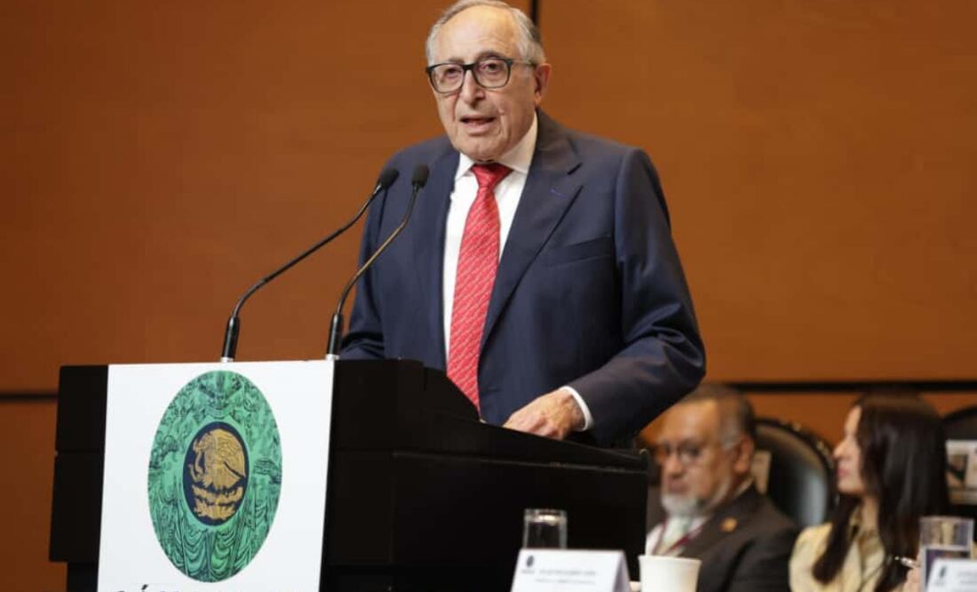 El doctor David Kershenobich secretario de Salud comparece ante la Comisión de Salud de la Cámara de Diputados (07/11/2025). Foto: Carlos Mejía / EL UNIVERSAL
