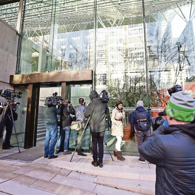 La iniciativa busca amortizar la crisis de la prensa local en Estados Unidos, donde más de 1 mil 800 comunidades han perdido su principal periódico o medio desde 2004. Foto: AFP