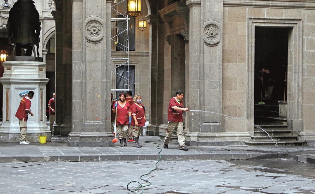 Pese a orden, en Palacio Nacional mantienen outsourcing. Foto: ARCHIVO EL UNIVERSAL