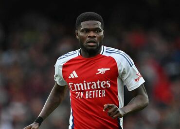 Exjugador del Arsenal es acusado de violación; tiene seis cargos en su contra