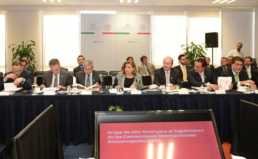 La funcionaria encabezó la Primera Reunión del Grupo de Trabajo Interinstitucional sobre Convenciones Internacionales Anticorrupción 2017. /Tomada de @ArelyGomezGlz